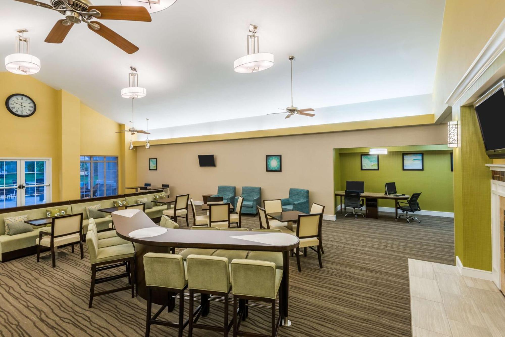 Larkspur Landing Extended Stay Suites St Louis Riverport Maryland Heights Exterior photo